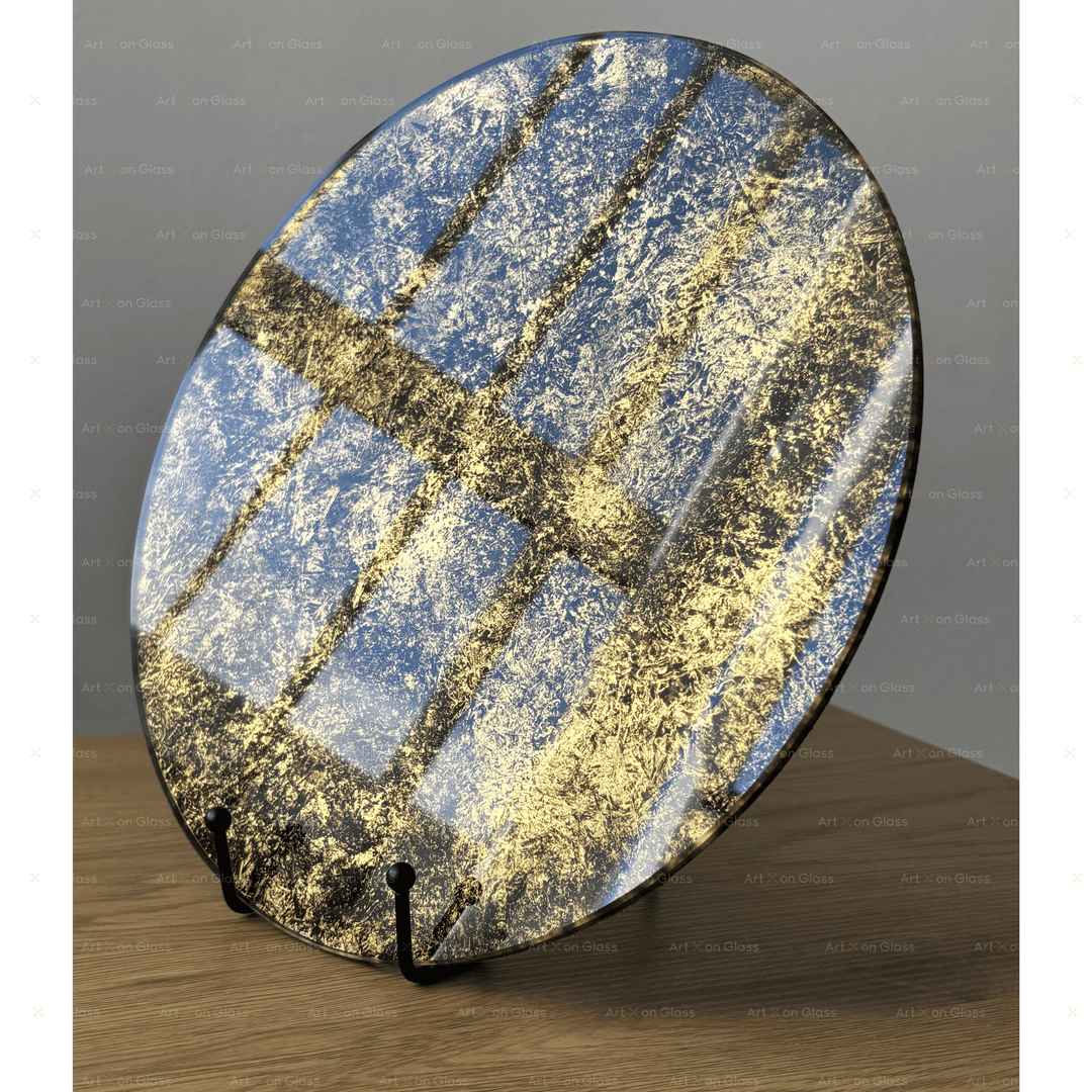 Rundes Glaskunstwerk aus gehärtetem Glas, Ø 30 cm, mit 24-Karat-Gold und von Hand aufgetragenen und gemalten Farben.